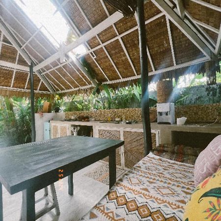Secret Pool Villa Tuason Beach 卢纳将军城 外观 照片
