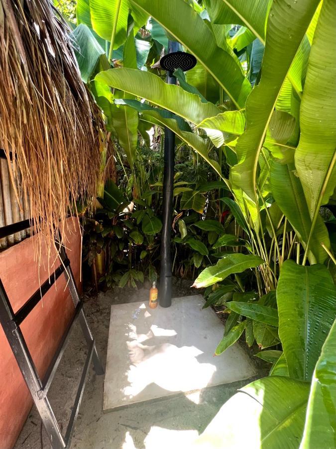 Secret Pool Villa Tuason Beach 卢纳将军城 外观 照片