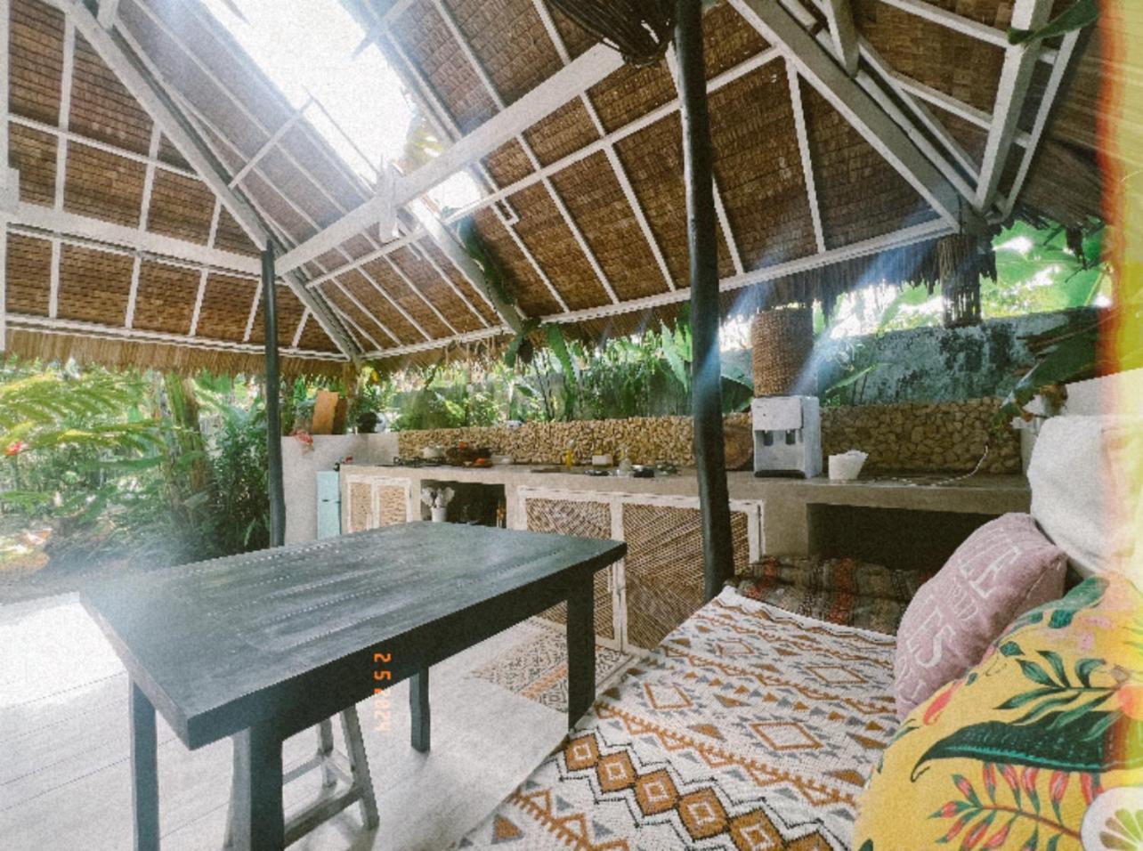 Secret Pool Villa Tuason Beach 卢纳将军城 外观 照片